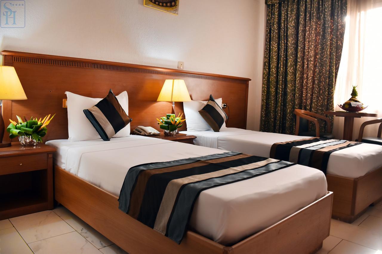 Hotel Splendid Ouagadougou Extérieur photo