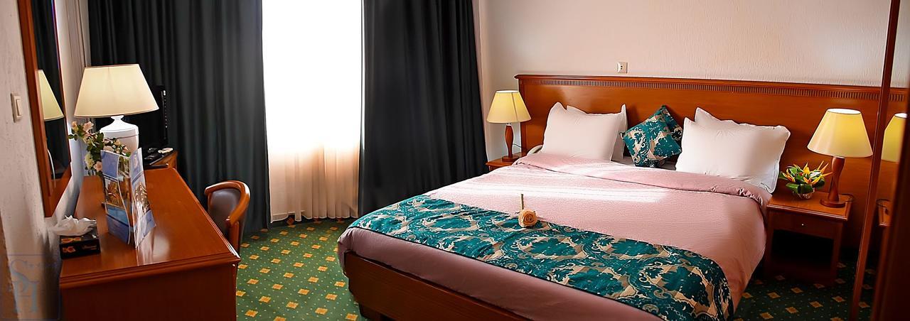 Hotel Splendid Ouagadougou Extérieur photo