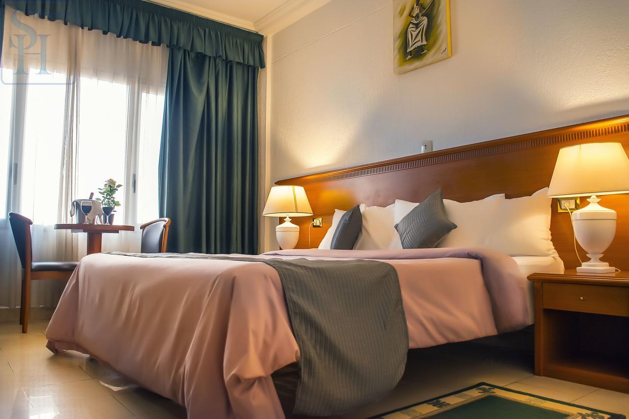 Hotel Splendid Ouagadougou Extérieur photo